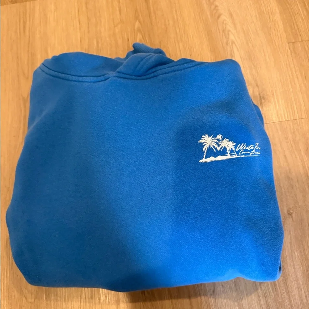 White Fox Blue Sweatshirt - Picture 3 of 3